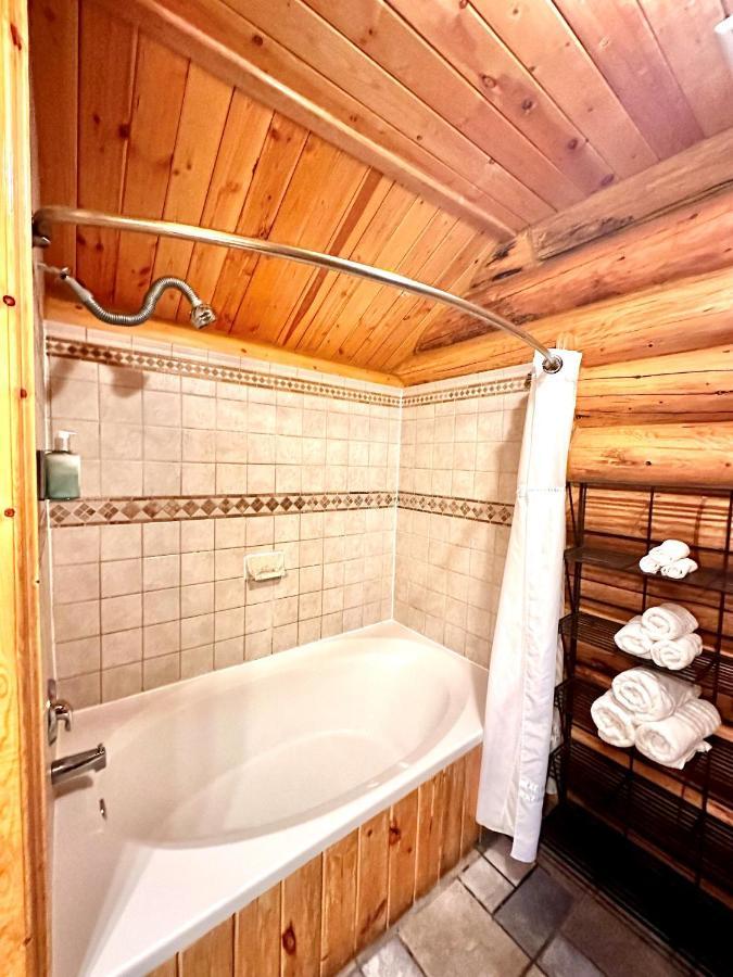 Hibernation Station West Yellowstone Exterior foto