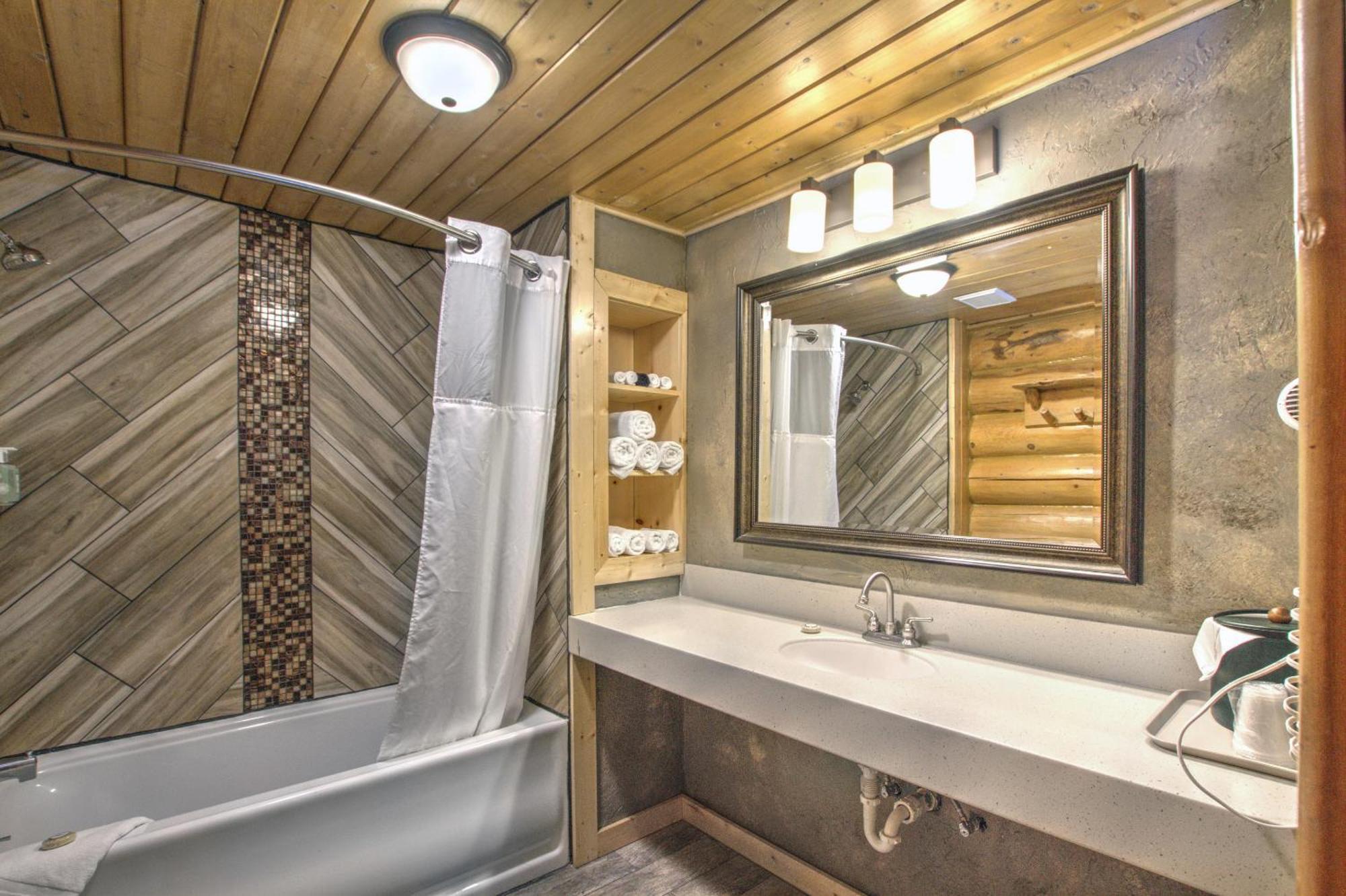 Hibernation Station West Yellowstone Exterior foto