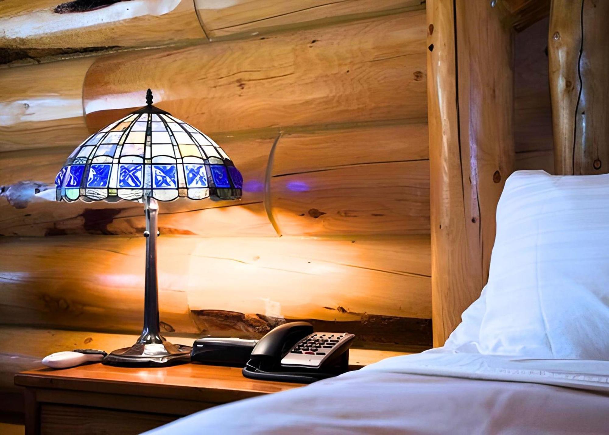 Hibernation Station West Yellowstone Exterior foto