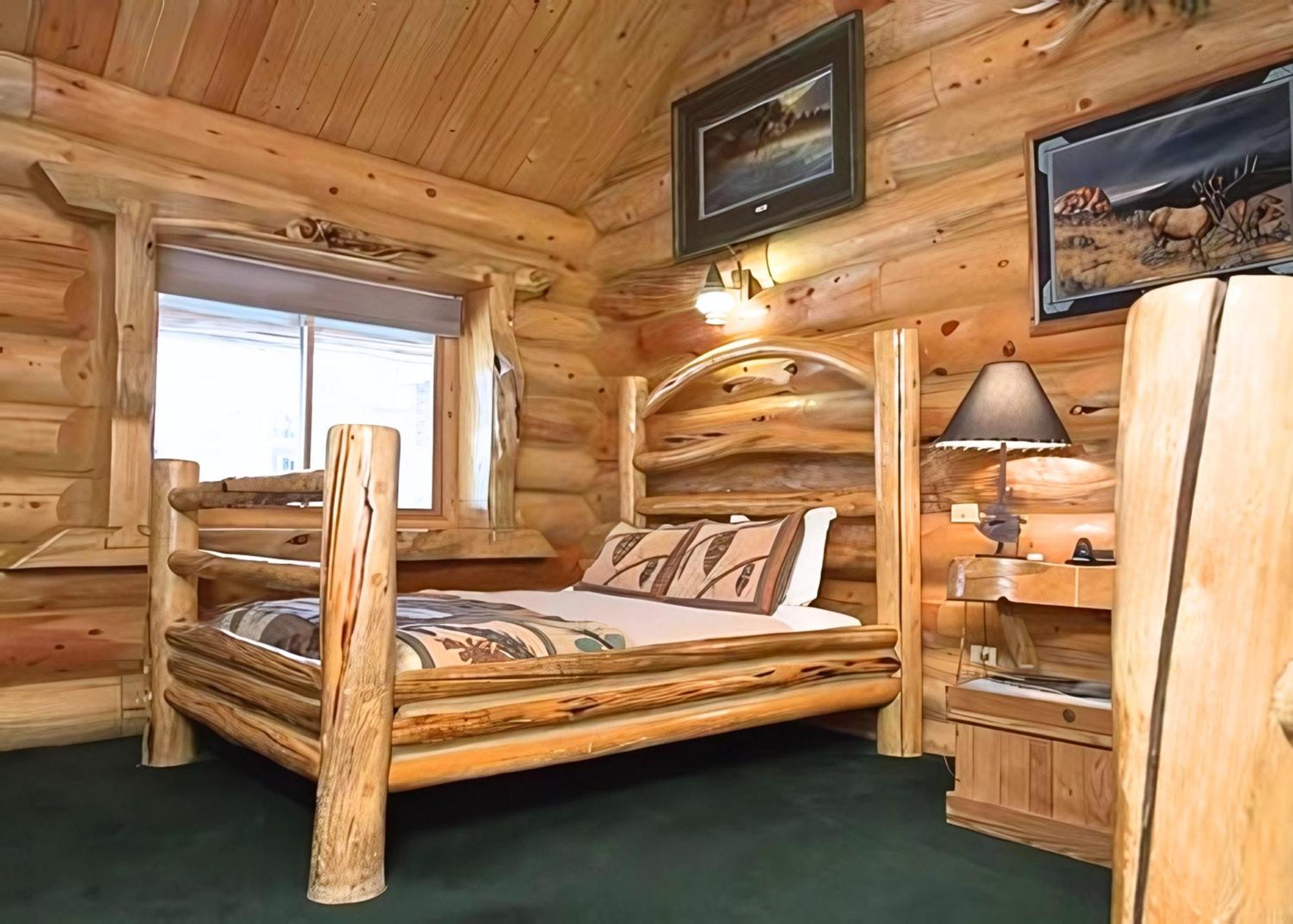 Hibernation Station West Yellowstone Quarto foto