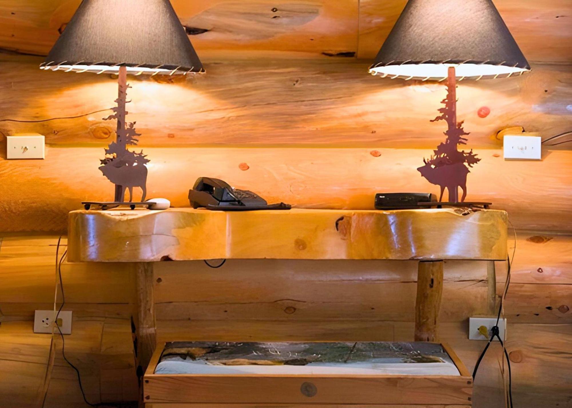 Hibernation Station West Yellowstone Exterior foto