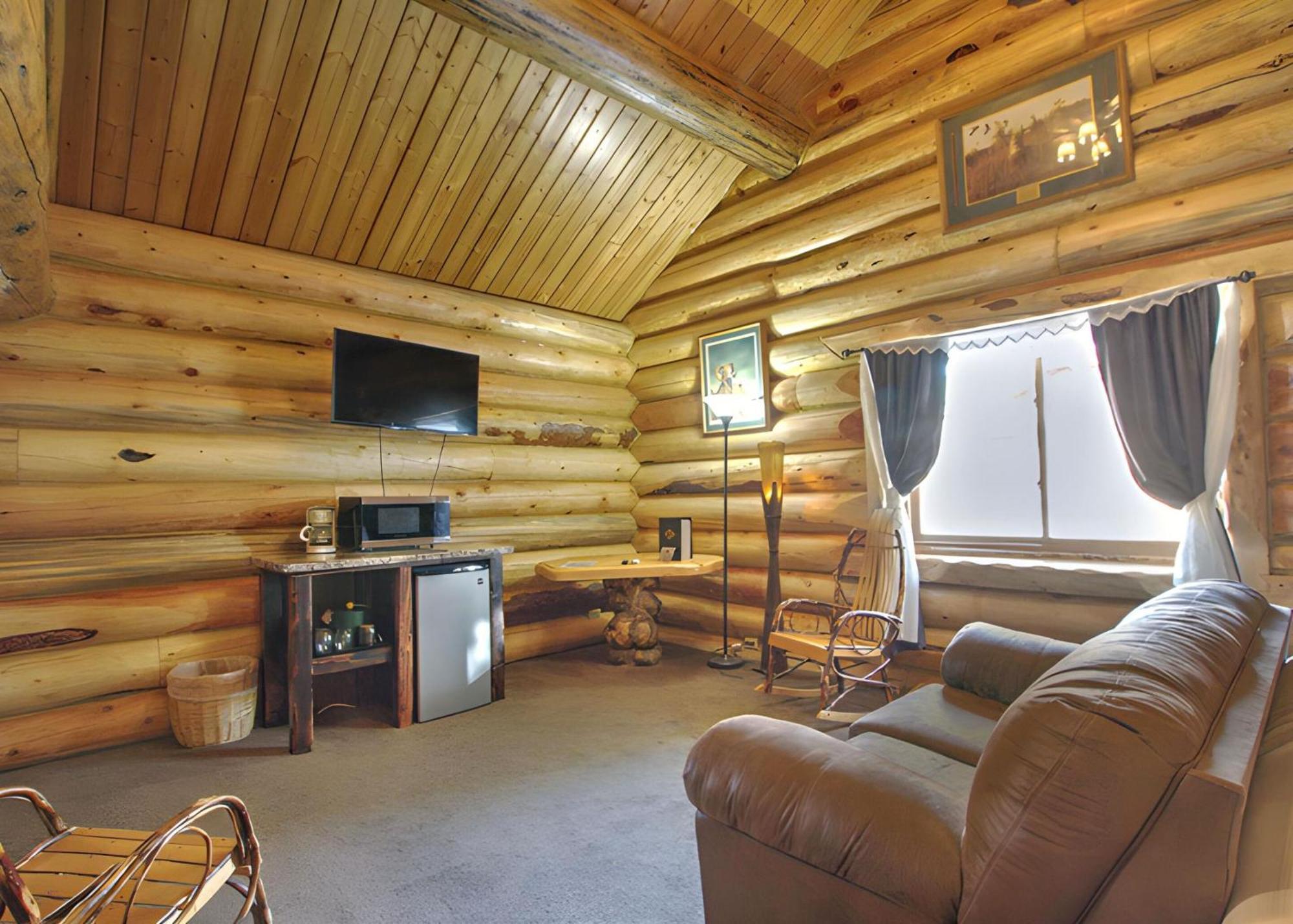 Hibernation Station West Yellowstone Exterior foto