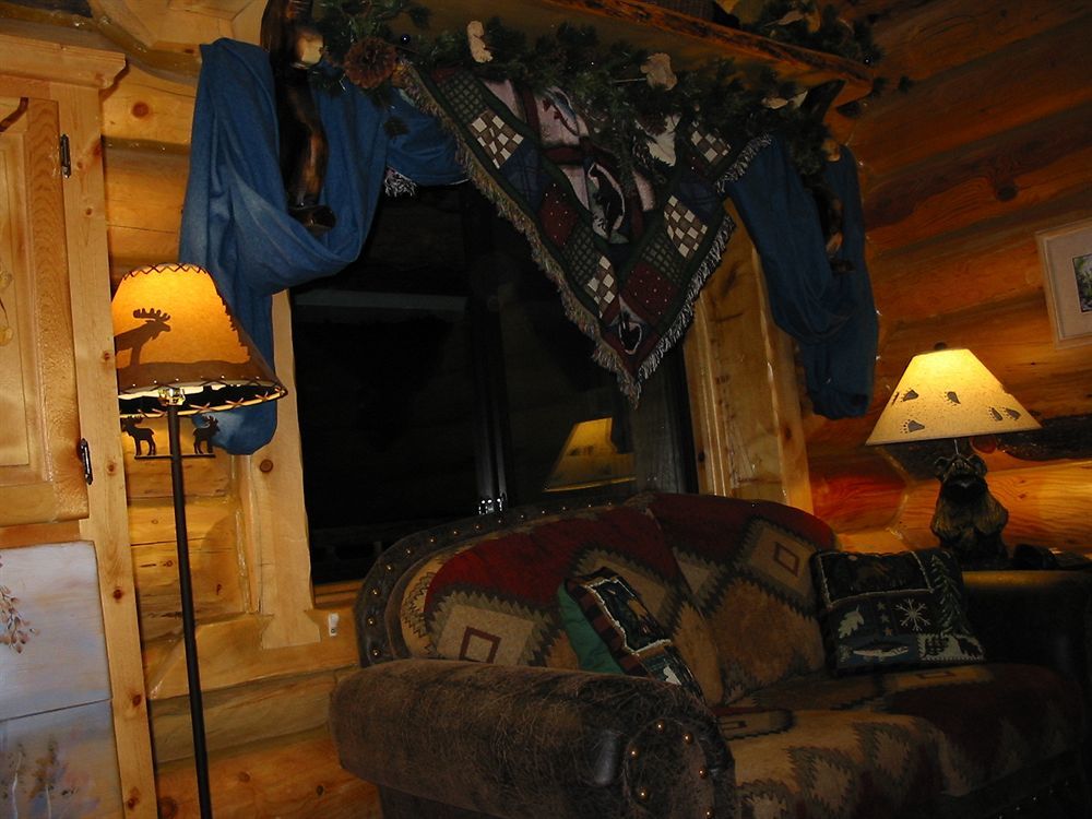 Hibernation Station West Yellowstone Exterior foto